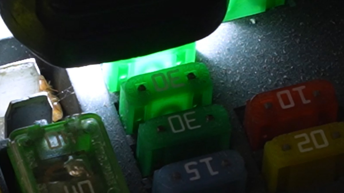 Test fuses without removal! (VIDEO) Shop Press